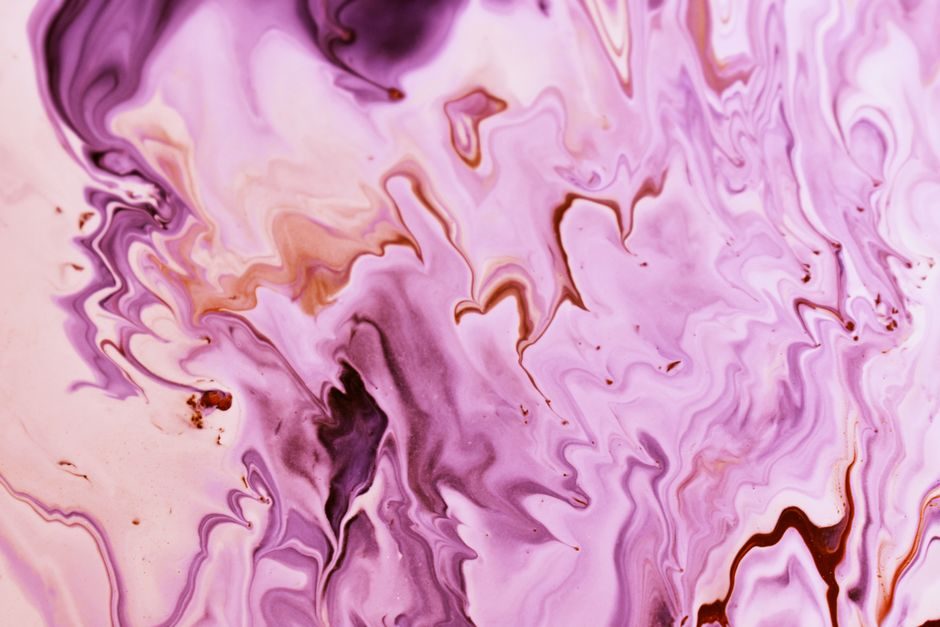 樱花 — A stunning abstract painting with fluid pink and purple colors creating a captivating swirl pattern.